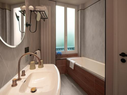 Hotel Louison - image 4