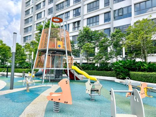 Gaia Residence Gamuda Garden by Sleepy Bear, Rawang in Rawang