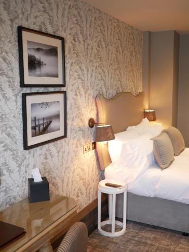Queens Head Inn & Restaurant - image 2