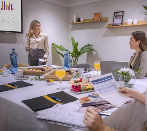 Hotel Serhs Rivoli Rambla - image 14