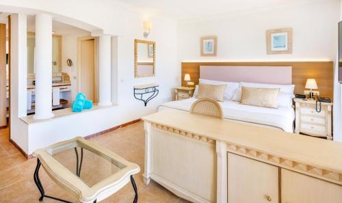 VIVA Cala Mesquida Suites & Spa Adults Only 16