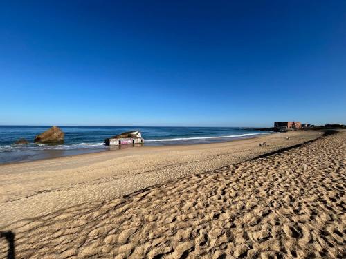 شاطئ, Magnifique Villa proche Golf & Centre d' Hossegor avec Jacuzzi in Capbreton