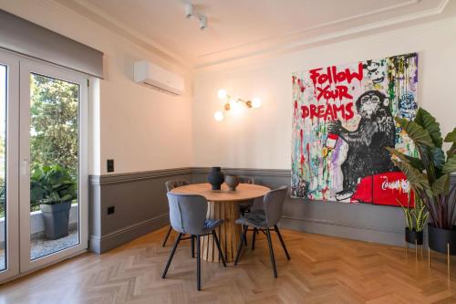 DIOS Zeus Temple View 1 Bedroom Apartment - image 5