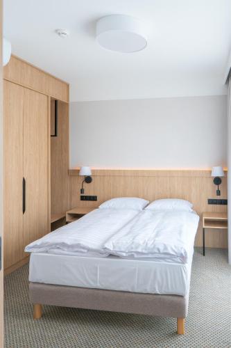 Hotel Continental - image 4