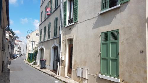 Exterior view, Le jardin d'hiver in Pontoise