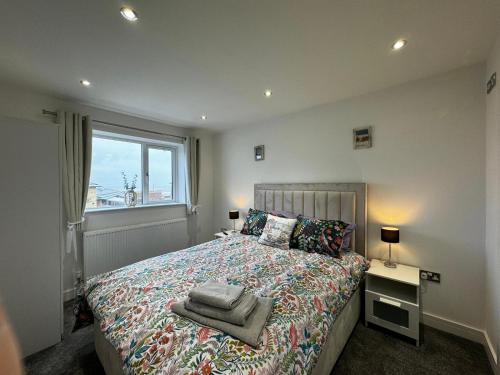 Driftwood - Hornsea Town House with Sea Views and Balconies