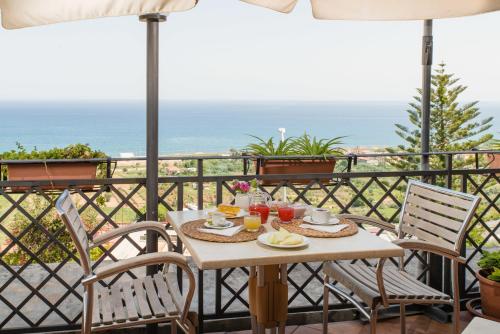 Hotel Villa Mare – Altavilla, CA