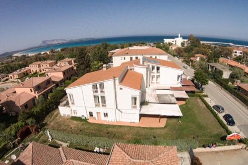 HOTEL AL FARO spiaggia la Cinta SanTeodoro