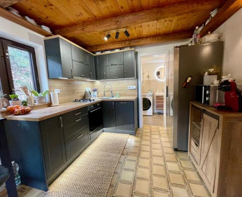 Bohemian Paradise Chalet in Troskovice