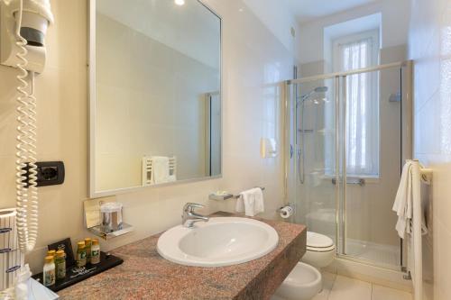 Grand Hotel Mediterranee - image 2