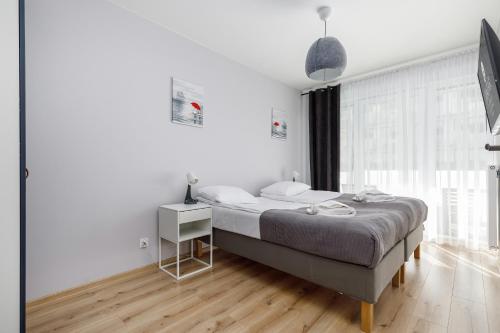 One-Bedroom Apartment with Terrace image 9
