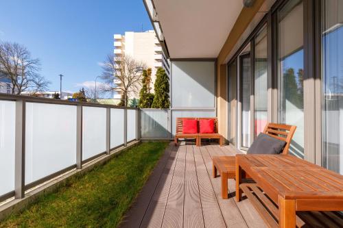 One-Bedroom Apartment with Terrace image 1