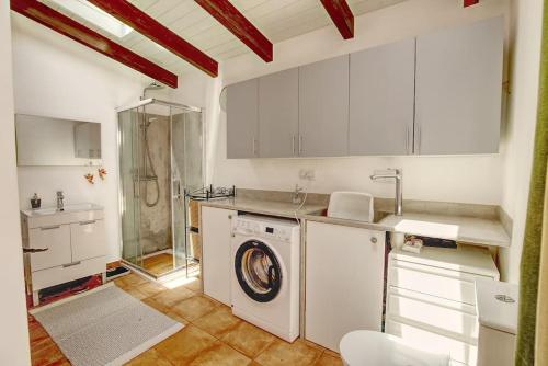 House In Quiet Location in Boliqueime