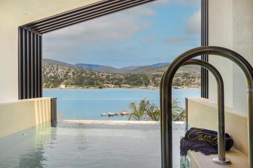 Surrounding environment, Casaly Hotel & Spa in Kefalonia