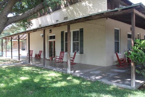 Létesítmények, The Hotel Limpia in Fort Davis (TX)