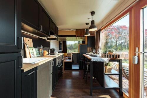 廚房, Tiny House Stijl & natuur nabij Brugge! in 貝爾訥姆