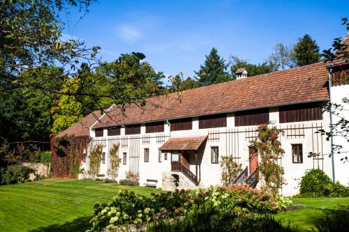 Sonnige Wohnung in Gutsanlage - Location saisonnière - Rastenberg