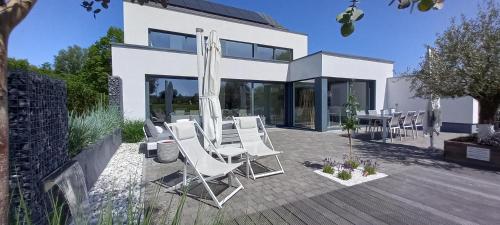 Luxe Vakantievilla - B&B Blue Garden Vlaamse Ardennen nabij Pairi Daiza