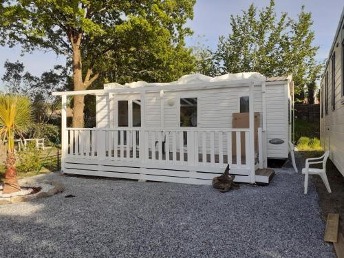 2 bedrooms, 4 beds