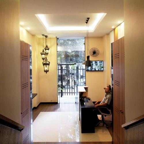 Studio Apartment image 4