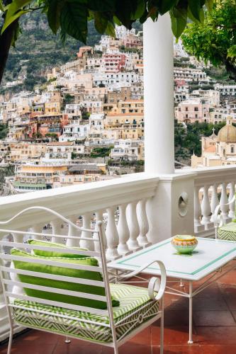 Two-Bedroom Apartment with Terrace and Sea View image 1