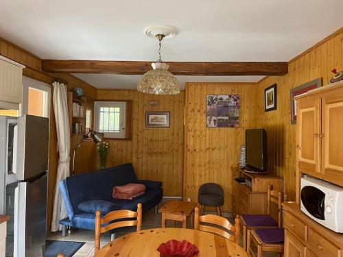 Maison d'hôtes à la campagne (Maison d'hotes a la campagne) in Roquefort