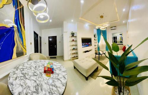 Central Oasis - Entire 3 Bedroom Apartment in Abuja with Pool, Games, WiFi, Balcony, and Garden, Abudža (fotografie 6)