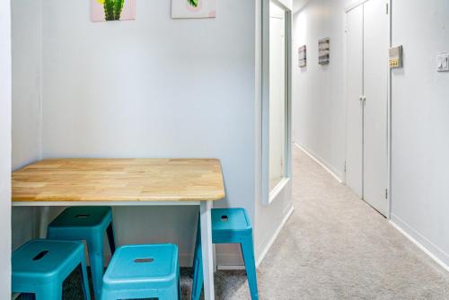 3 Bedroom Gorgeous Suit in Hells Kitchen in New York, USA