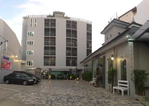 At Me2 Hotel Phitsanulok - 숙소 외관