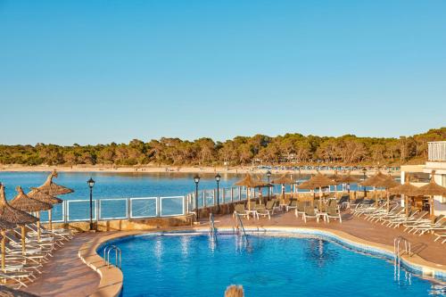 4* Universal Hotel Marques Pool