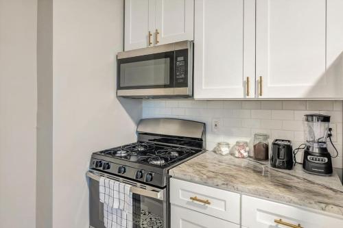 Beautiful Tower Grove Unit Recently Renovated 2S in Richmond Heights, USA