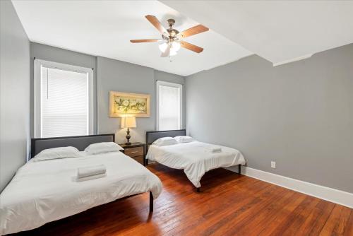 Historic Second Floor Two-Story Unit in McKinley Heights STL 2W