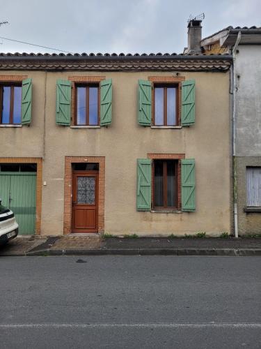 Viesnīcas āriene, La Maison de Gaëtan (La Maison de Gaetan) in L'Isle-en-Dodon