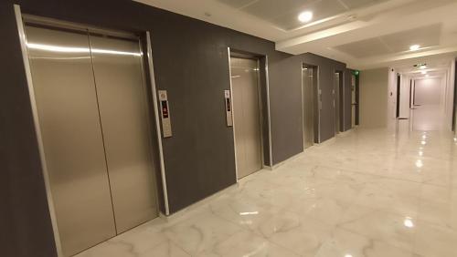 19th & 18th & 7th Floor Secure Apartments with Pool & Fitness & Parking included in price - Self check-in available, Skopje (zdjęcie 6)