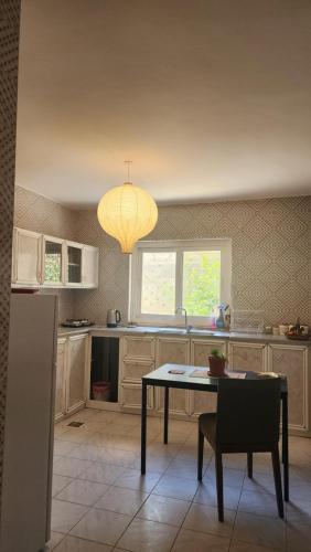 Blackbird Sanctuary homestay & Art Cafe in Ajloun