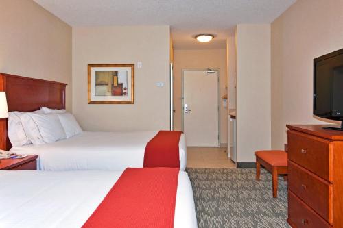 Holiday Inn Express Hotel & Suites-Edmonton South, an IHG Hotel