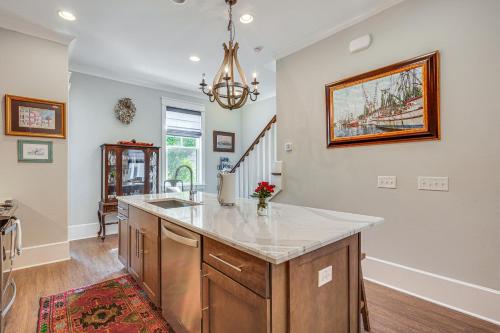 Mount Pleasant Vacation Rental about 2 Mi to the Beach in Charleston, USA