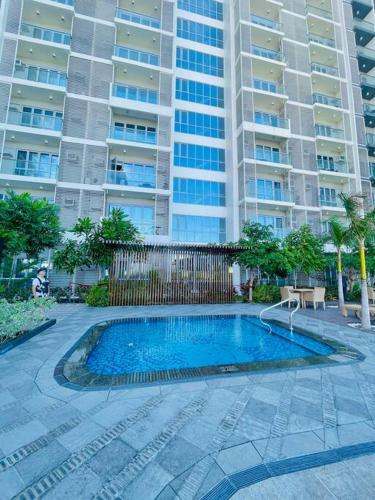 10 Luxurious King Suite 10 Luxurious King Suite