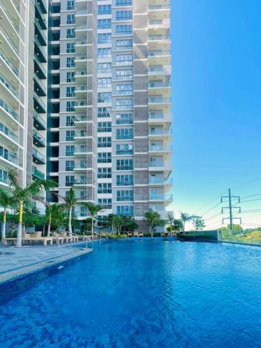 10 Luxurious King Suite 10 Luxurious King Suite