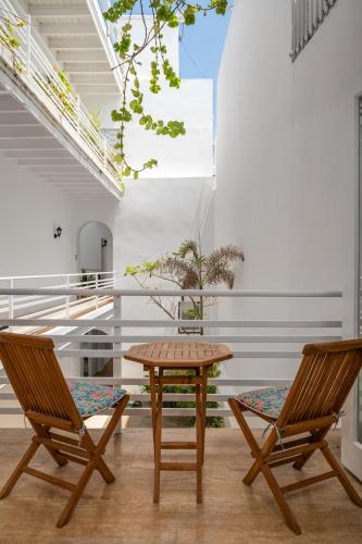 2-BR Apt centrally located in OSJ! - image 6