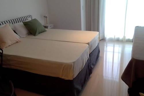 Apartment image 10