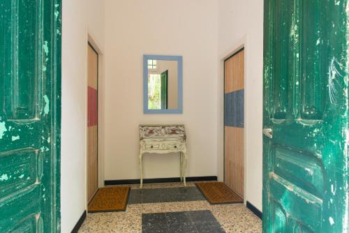 2 bedrooms, 4 beds