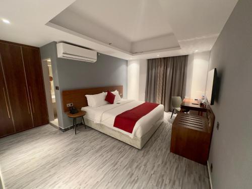 room detail thumbnail 0