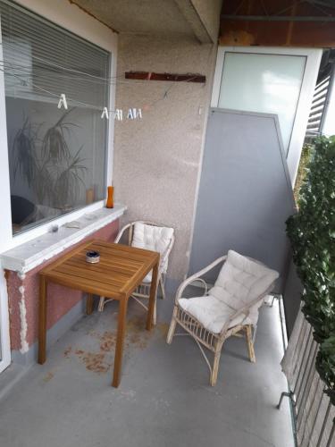 Room for women or couples, Ljubljana (photo 9)