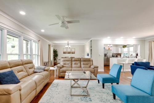 Spacious Atlanta Home w/ Yard ~ 9 Mi to Downtown in Pine Hills Szomszédság