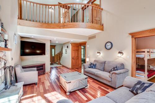 Family Home with Pool - 13 Mi to Lake Michigan! - image 2