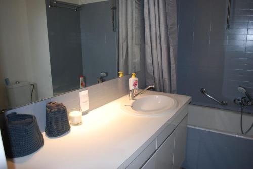 Petite France, Studio de charme vue sur l'Ill, Strasbourg (photo 8)