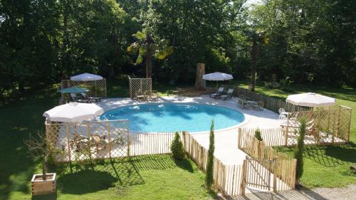 Peldbaseins, Armagnac in Moncaut