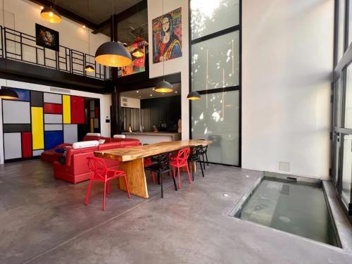 Villa élégante à Marseille avec grande piscine privée gîte à louer Marseille 14