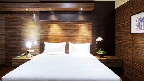 Holiday Inn Shanghai Hongqiao West, an IHG Hotel